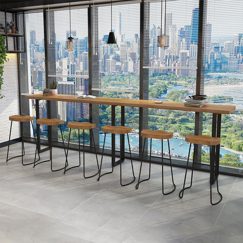 Solid Wood Bar Table Industrial Bar Dining Table with Sled Base in Black Clearhalo 'Bar Furniture' 'Bar Tables' 'bar_tables' 'furn' 'furn_bar_tables' 'Furniture' 'furniture_bar_tables' 'Kitchen & Dining Furniture' 1200x1200_cd22847a-24b6-4417-9482-0b16ae55e5b8