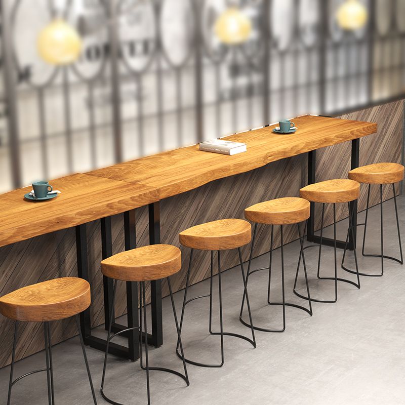 Specialty Brown Modern Style Bar Table Solid Wood and Iron Coffee Shop Bar Table Clearhalo 'Bar Furniture' 'Bar Tables' 'bar_tables' 'furn' 'furn_bar_tables' 'Furniture' 'furniture_bar_tables' 'Kitchen & Dining Furniture' 1200x1200_cd2c7cda-c657-4298-a1e9-0da8d88ad35a