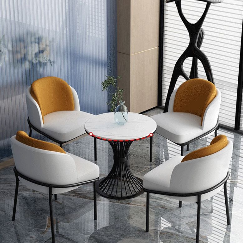 Traditioneller luxuriöser runder Esstisch Sintered Stone Tisch mit Metallpodest