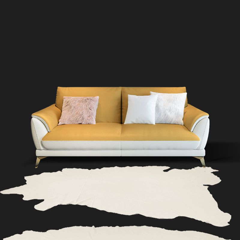 Panchina di divano standard contemporanea in pelle resistente alla macchia in bianco