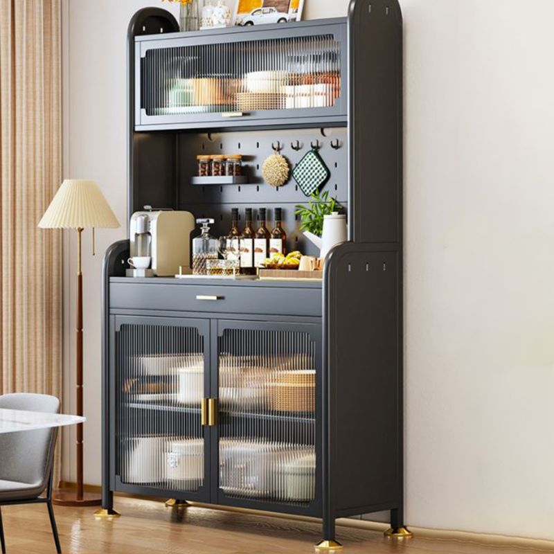 Porte di vetro a scaffalatura regolabile armadio nero cucina nera