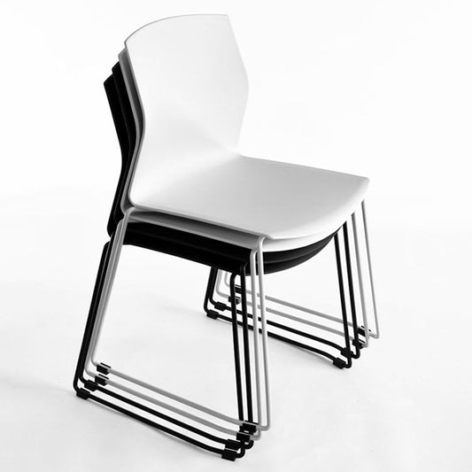 Sedia da ufficio senza braccio contemporaneo di metallo.