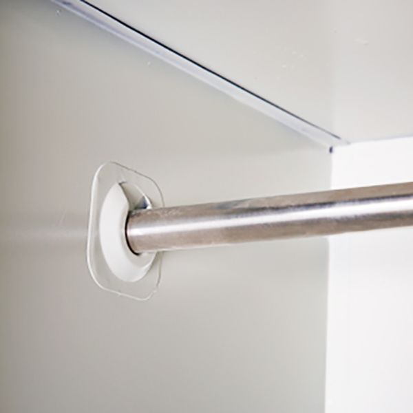 Grijze kast met metalen deur moderne scharnierende deur opbergkast voor thuis