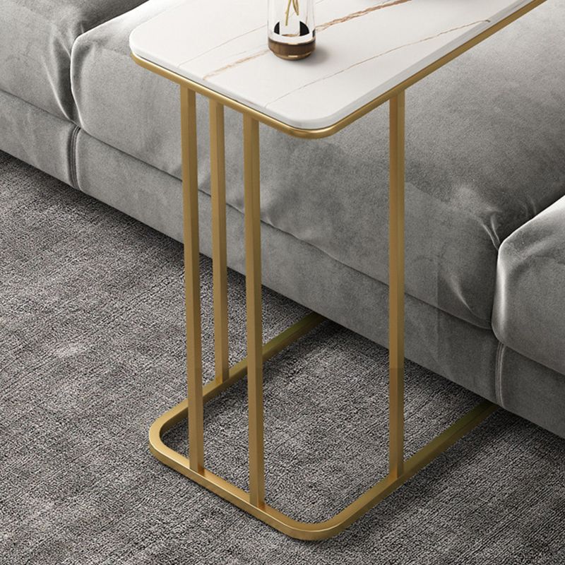 Mesa moderna de la esquina C redonda de la pizarra.