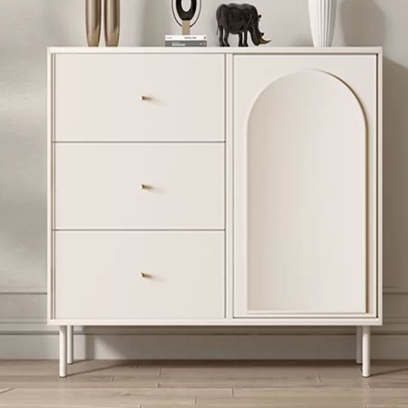 リビングルーム用のドア付きモダンなダイニングサーバーエンジニアリングウッドビュッフェサーバー