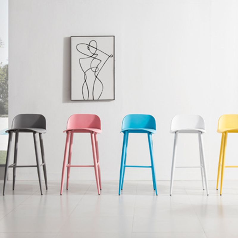 Glam Living Room Bar Height Stool Plastic Bar Stool with Iron Legs Clearhalo 'Bar Furniture' 'Bar Stools' 'bar_stools' 'furn' 'furn_bar_stools' 'Furniture' 'Kitchen & Dining Furniture' 1200x1200_cde33077-bee5-4b35-916e-7a3ac18af6aa