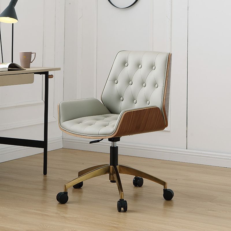 Chaise de bureau sans bras moderne sans chaise de bureau ergonomique en cuir pénible avec roues