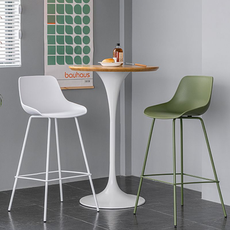 Contemporary Style Bar-stool Plastic Counter Bar Stool for Kitchen Bar with Metal Legs Clearhalo 'Bar Furniture' 'Bar Stools' 'bar_stools' 'furn' 'furn_bar_stools' 'Furniture' 'furniture_bar_stools' 'Kitchen & Dining Furniture' 1200x1200_cdefb0fa-f20c-480d-ba42-346cb42212b6