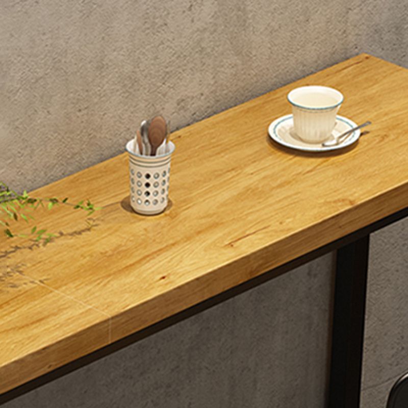 Tavolo da barra da barra da barra in metallo industriale in legno in legno di pino naturale con cavalletto