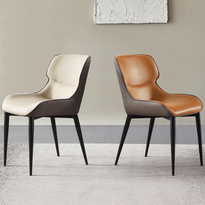 Leder Essnetzstuhl moderne gepolsterte Essstuhl mit schwarzen Beinen