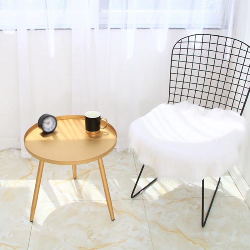 3 Legs Base Design Cocktail Table Multi-color Selection of Metal Round Coffee Table