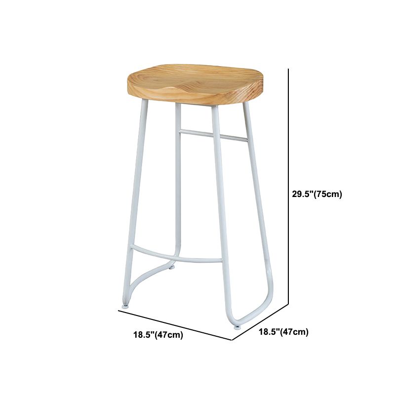 Luxe rechthoek vaste houten staaftafel set 1/4 stukken tegen tafel met zwarte ontlasting