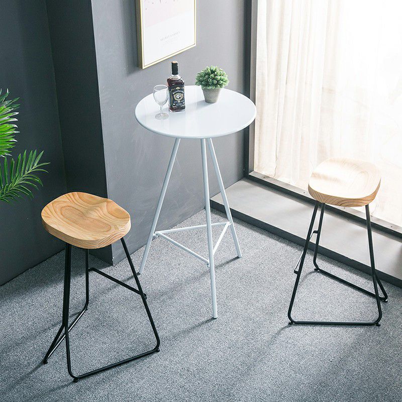 Industrial Round Indoor Bar Dining Table Iron Tripod Pedestal Bistro Table with Footrest Clearhalo 'Bar Furniture' 'Bar Tables' 'bar_tables' 'furn' 'furn_bar_tables' 'Furniture' 'furniture_bar_tables' 'Kitchen & Dining Furniture' 'kitchen&dining_furn' 'kitchen' 1200x1200_cf3068e9-7ce1-4462-871b-b6741ef01a61