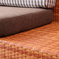 Sofá de ratán tropical de 3 plazas con chaise longue con brazos volumétricos marrones y respaldo suelto