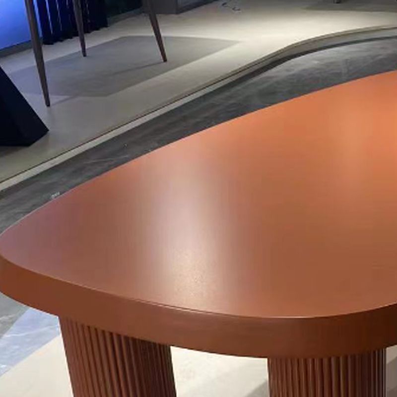 Unregelmäßig geformte Bürokonferenztisch Holzschreiberschreibtisch in Orange