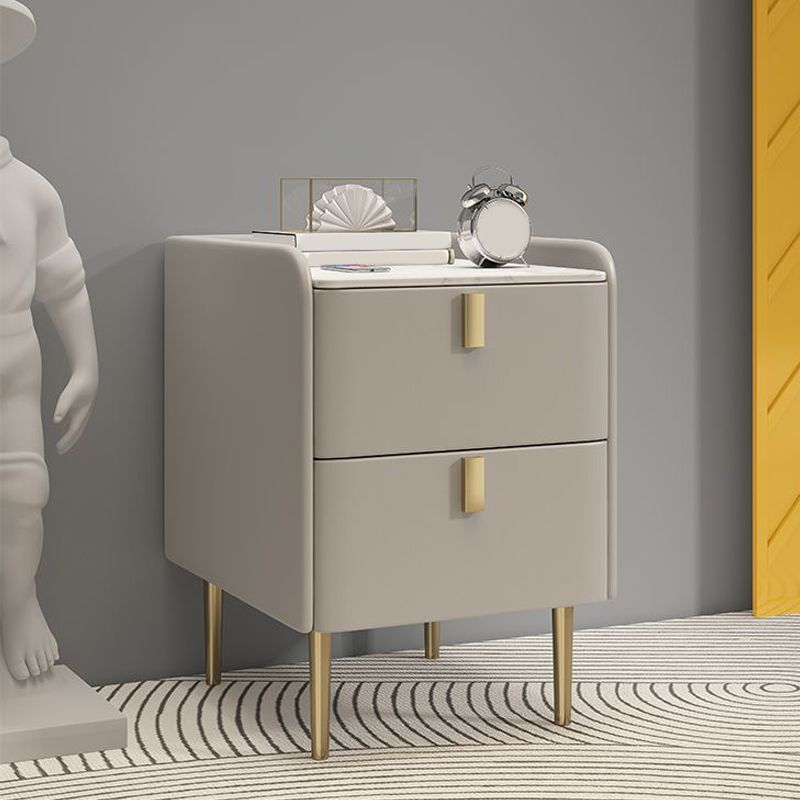 Faux Wood -Nachtschrank Beine enthalten Akzenttisch -Nachttisch mit 2 Schubladen