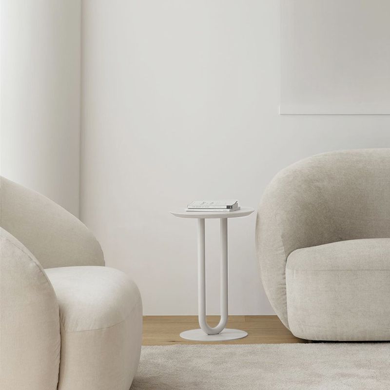 メタリック台座のサイドテーブルミッドセンチュリーモダンサイドエンドテーブル