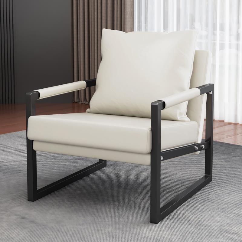 Chaise en cuir fausse 26,7 "L x 28,3" W x 27,5 "H Armes incluses pour salon pour le salon