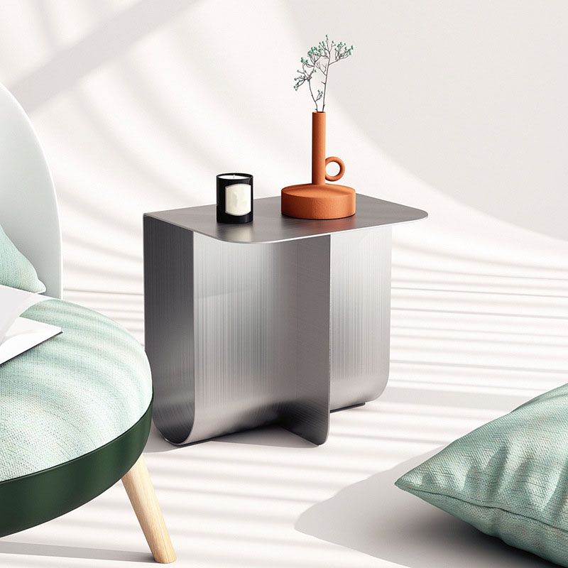 15" Tall Mid-Century Metal Rectangle Top Side Table Abstract End Table with Storage