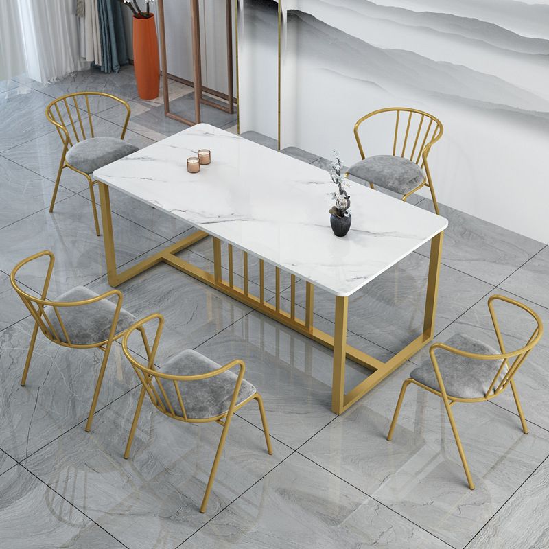 Eigentijdse keuken eetstoelen stoelen windsor achterstoelen in grijs