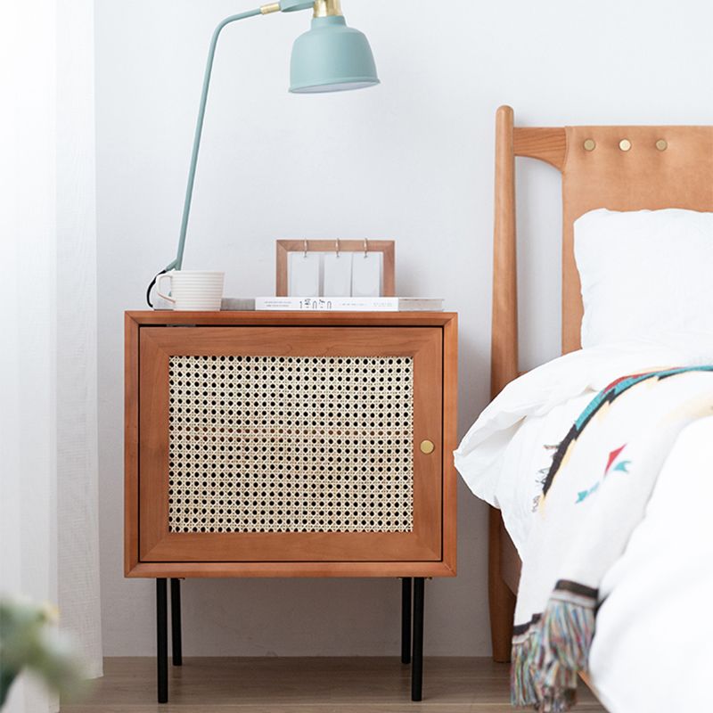 Solid Wood Bed Nightstand Contemporary Night Table with Cabinets Clearhalo 'Bedroom Furniture' 'furn' 'furn_night_stand' 'Furniture' 'night_stand' 'Nightstands' 1200x1200_d07d2014-ba2d-4157-af04-b7d21489770f