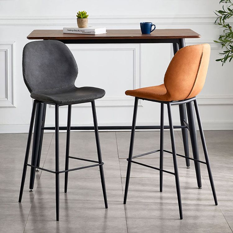 Indoor Modern Leather Bar Stool Low Back Arm-less Counter Stool with Steel Legs Clearhalo 'Bar Furniture' 'Bar Stools' 'bar_stools' 'furn' 'furn_bar_stools' 'furniture_bar_stools' 'Kitchen & Dining Furniture' 'kitchen&dining_furn' 'kitchen' 'kitchen_furn' Furniture' 1200x1200_d09555fe-7c77-4b5c-887d-d82c6876bcce