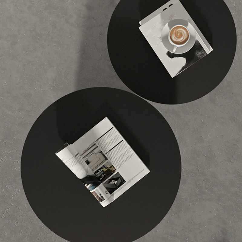 Mesa de metal redonda moderna de mediados de siglo con mesa de café de la base de pedestal