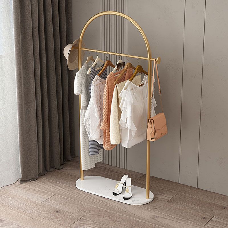 Moderne Style Coat Rack Metallic Free Standing Hooks Design Deck Rack mit Regalen