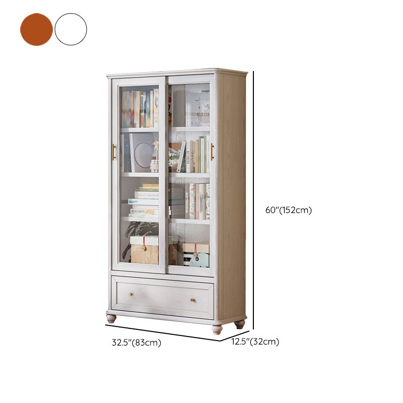 Libreria verticale in legno massiccio contemporaneo chiuso.