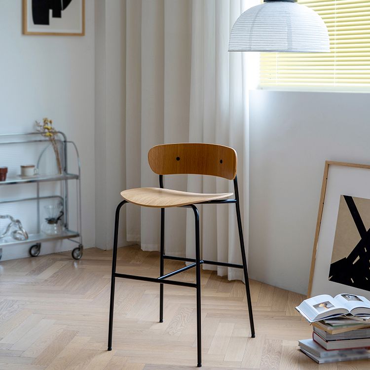 Industrial Black Counter Stool Iron Wooden Bar Bristol Stool with Low Back 1 Piece Clearhalo 'Bar Furniture' 'Bar Stools' 'bar_stools' 'furniture_bar_stools' 'Kitchen & Dining Furniture' 'kitchen&dining_furn' 'kitchen' 'kitchen_furn' Furniture' 1200x1200_d146efe4-a01d-48d9-9ddf-7850dd041493