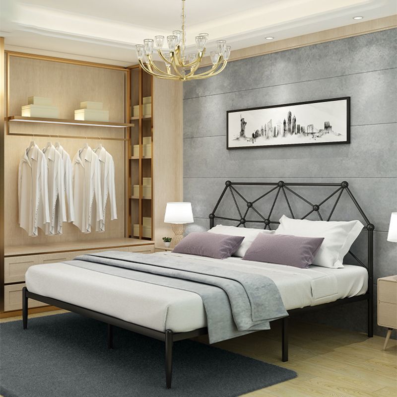 Fiame letto di ferro contemporaneo da 39,76 "H-griglie a grigio a filo aperto