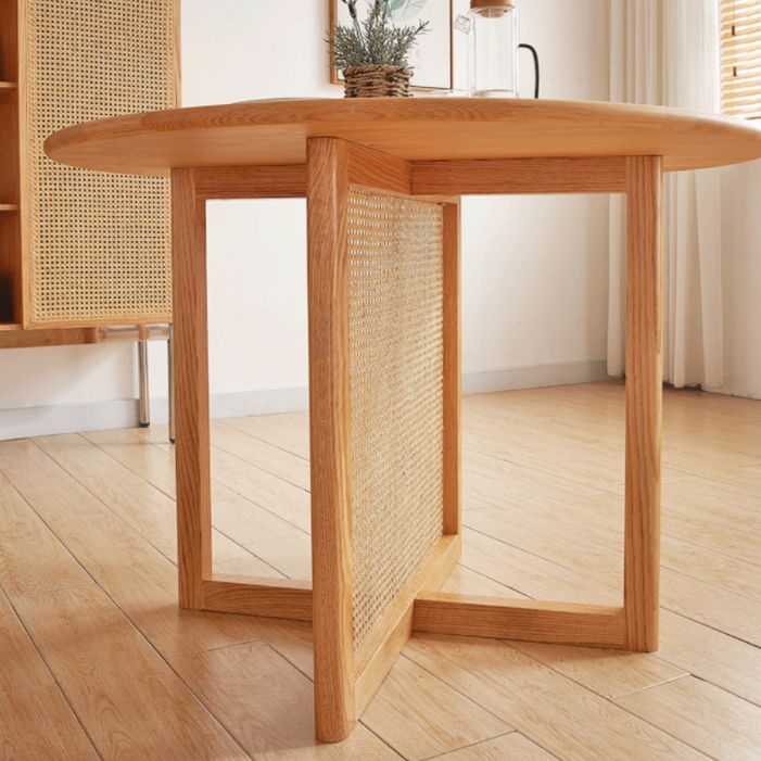 Solid Wood Dining Table Set 1/3/5 Pcs Round Dining Table with Windsor Chairs Clearhalo 'Dining Room Sets' 'Dining Tables & Seating' 'dining_room_set' 'furn' 'furn_dining_room_set' 'Furniture' 'Kitchen & Dining Furniture' 1200x1200_d15c8b65-1f17-410a-81c0-3dc8c3395ade