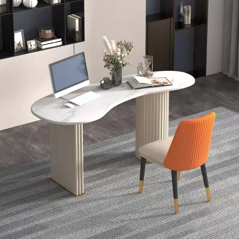 Bureau d'écriture contemporain forme gratuite de bureau en pierre avec les jambes