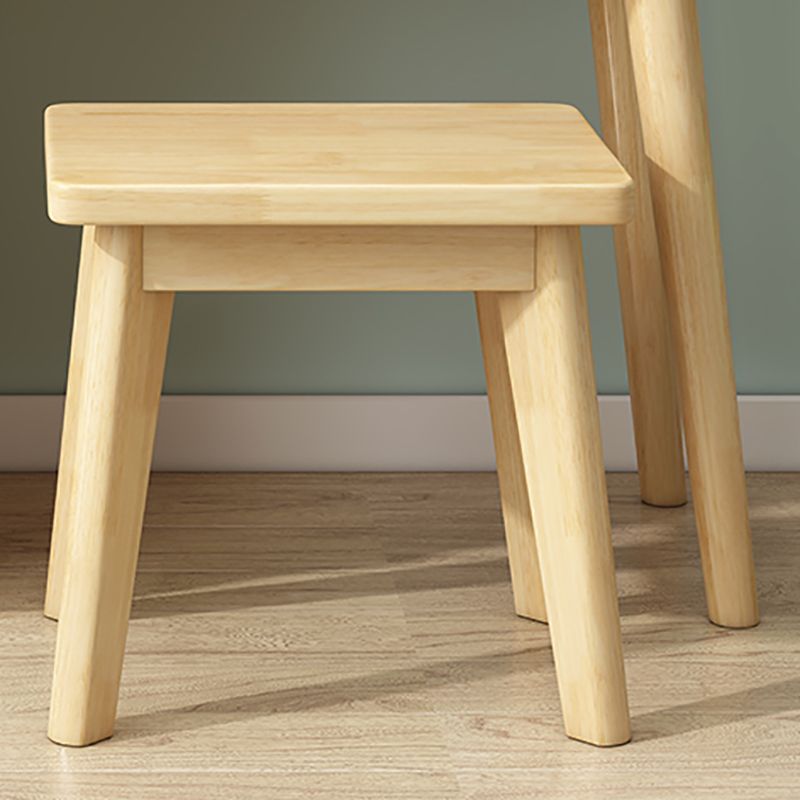 Set di vanità in gomma con sgabello e specchio scandinavo 4 cassetti