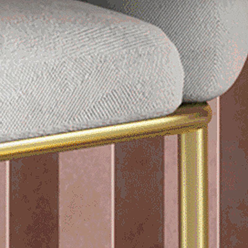 Sofá de brazo inclinado con la parte posterior de galletas 23.62 "con marco de oro con marco de oro