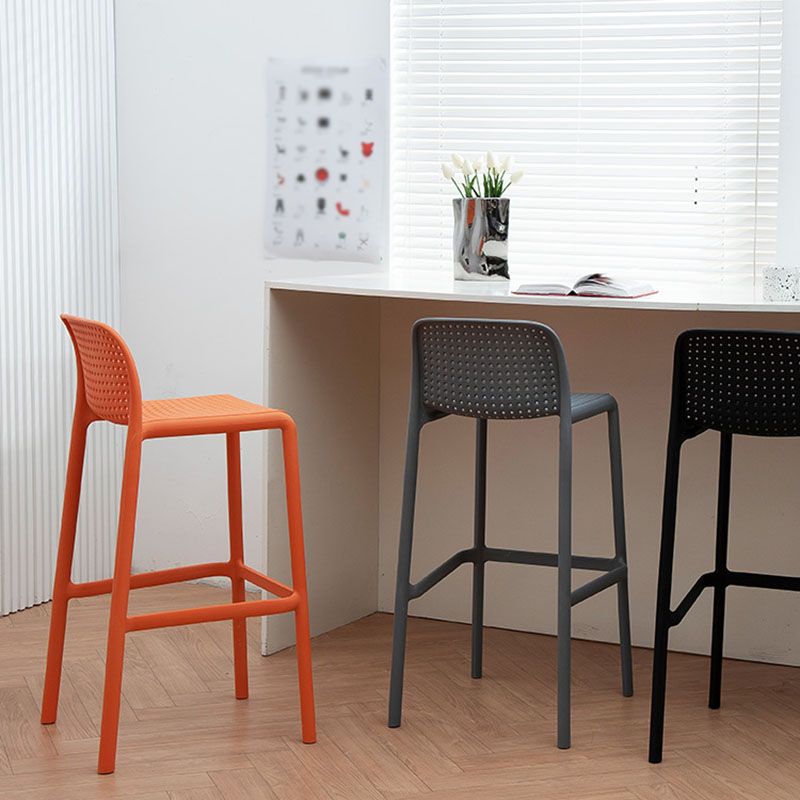 Contemporary Plastic Barstool Bristol Bar Stool with Footrest and Low Back Clearhalo 'Bar Furniture' 'Bar Stools' 'bar_stools' 'furn' 'furn_bar_stools' 'furniture_bar_stools' 'Kitchen & Dining Furniture' 'kitchen&dining_furn' 'kitchen' 'kitchen_furn' Furniture' 1200x1200_d2add2c4-76be-43aa-84de-0c4462dc6f80