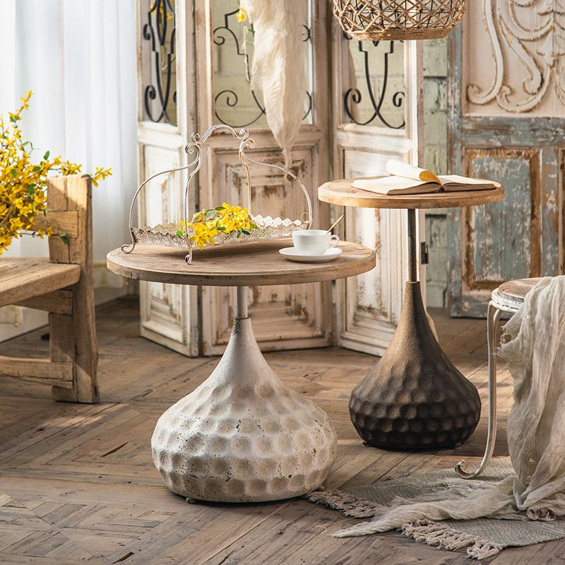 Tavolino in legno in legno di campagna francese tavolo da base di ferro in difficoltà