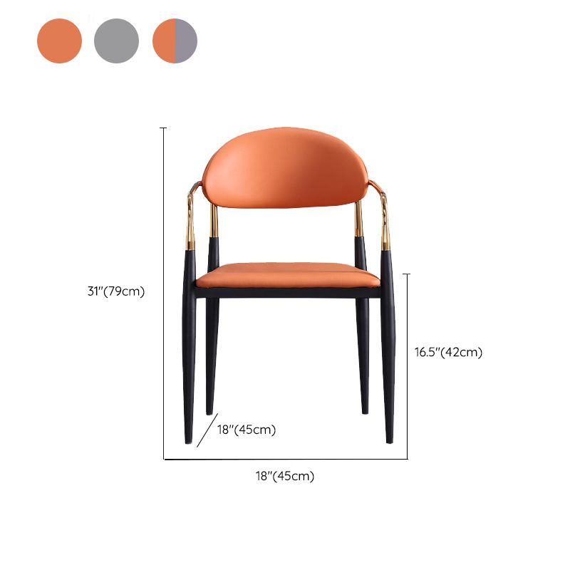 Sedia a braccio glam in pelle sedia da pranzo a base di metallo per sala da pranzo