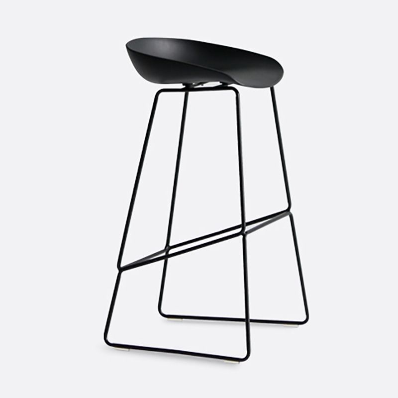 Nordic Indoor Low Back Barstool Simple Iron Tall Stool with Plastic Seat Clearhalo 'Bar Furniture' 'Bar Stools' 'bar_stools' 'furn' 'furn_bar_stools' 'furniture_bar_stools' 'Kitchen & Dining Furniture' 'kitchen&dining_furn' 'kitchen' 'kitchen_furn' Furniture' 1200x1200_d2dc2ad7-720c-4e1f-a9eb-c5fc0173e857