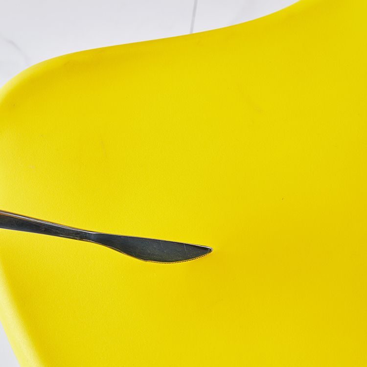 Modern Indoor-Outdoor Plastic Dining Armchair Home Open Back Dining Side Chair Clearhalo ' kitchen&dining_furn' 'Dining Chairs' 'Dining Tables & Seating' 'dining_chair' 'furn' 'furn_dining_chair' 'Furniture' 'furniture_dining_chair' 'Kitchen & Dining Furniture' 'kitchen' 1200x1200_d2e2314f-5096-4dcb-9f3c-57ba29daa23f