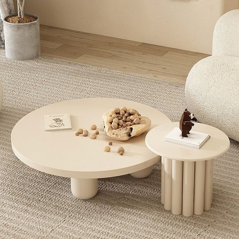 Skandinavischer runder Couchtisch aus Holz mit 4 Beinen / Sockel-Cocktailtisch