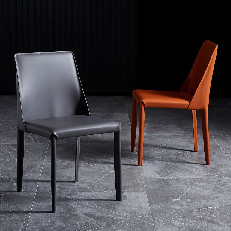 Silla lateral de estilo sólido de estilo sólido sólido silla de comedor de cuero