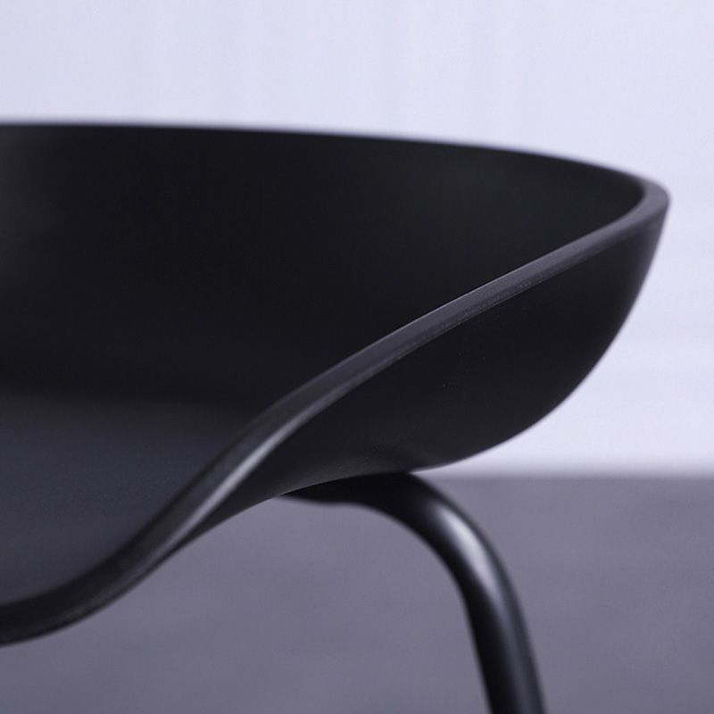 Contemporary Armless Low Backrest Counter Stool Iron Bar Stool with Footrest Clearhalo 'Bar Furniture' 'Bar Stools' 'bar_stools' 'furn' 'furn_bar_stools' 'Furniture' 'Kitchen & Dining Furniture' 1200x1200_d31279ec-7a4e-4d23-b0ba-f5cc2d36cb41