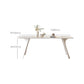 Mesa rectangular medieval moderna de piedra sinterizada con base de metal y 4 patas