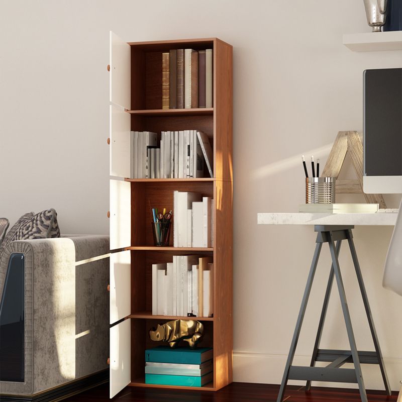 Rectángulo contemporáneo de madera fabricada con perillas con puertas cofre