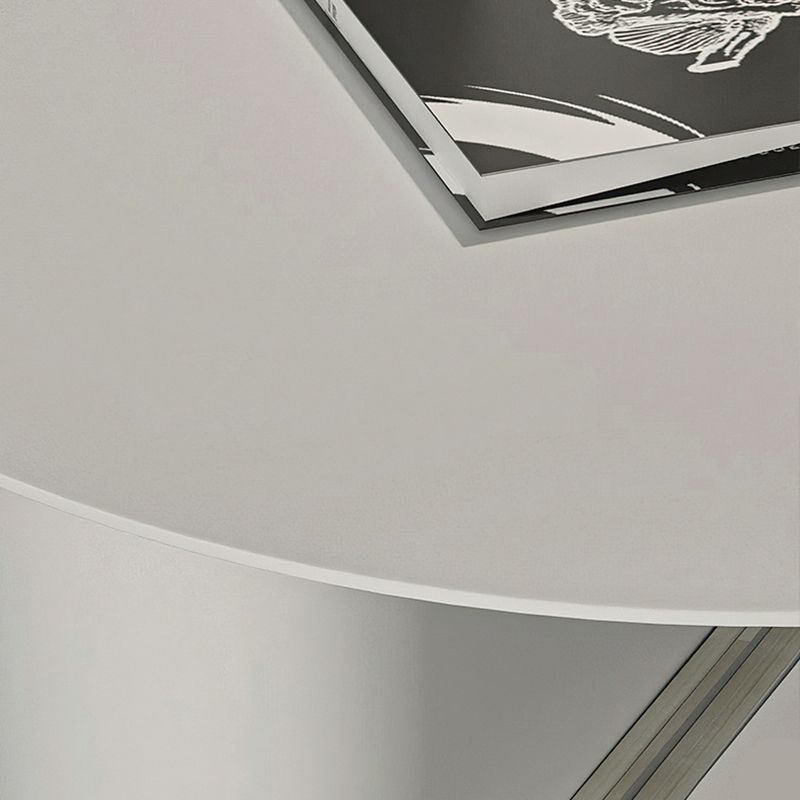 Tavolo di estremità del piedistallo alto 18,5 "TABELLO DI MIDUILO DI MID secolo.