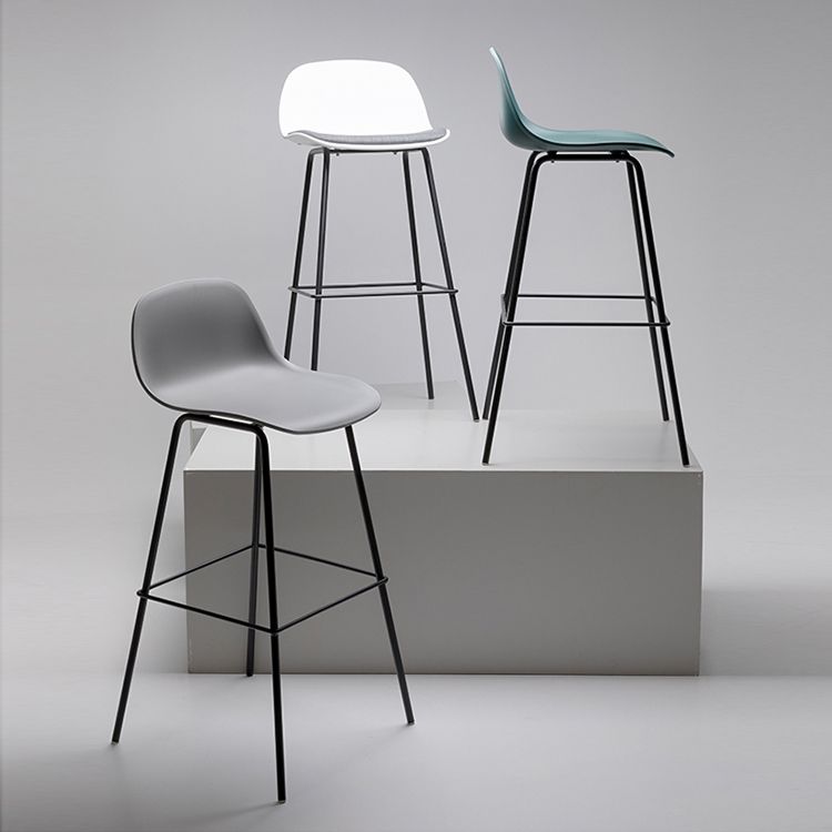 Modern Armless Backrest Counter Stool Iron Living Room Bar Stool with Pedal Clearhalo 'Bar Furniture' 'Bar Stools' 'bar_stools' 'furn' 'furn_bar_stools' 'furniture_bar_stools' 'Kitchen & Dining Furniture' 'kitchen&dining_furn' 'kitchen' 'kitchen_furn' Furniture' 1200x1200_d3ad1fd6-6d6b-4ce8-9fc0-d14518705bcd