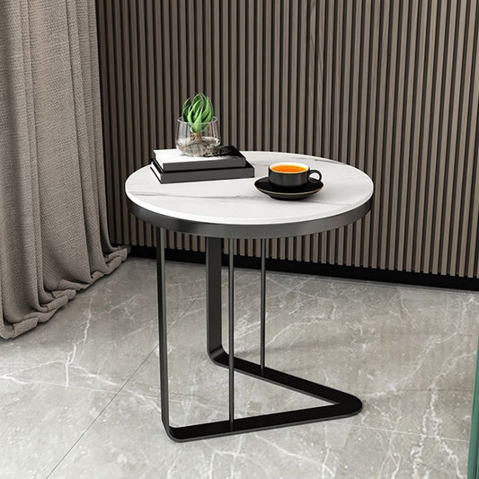 モダンな石トップサイドテーブルラウンドブラック/ゴールドメタリックCテーブル