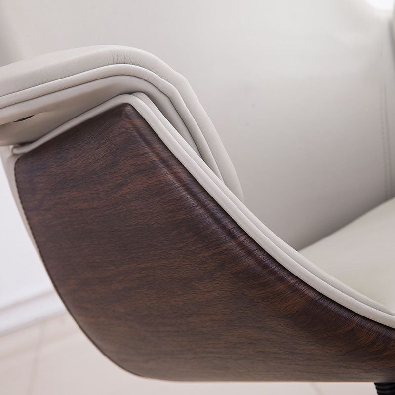 Silla de cuero giratorio de oficina media / alta para el hogar para el hogar y la oficina