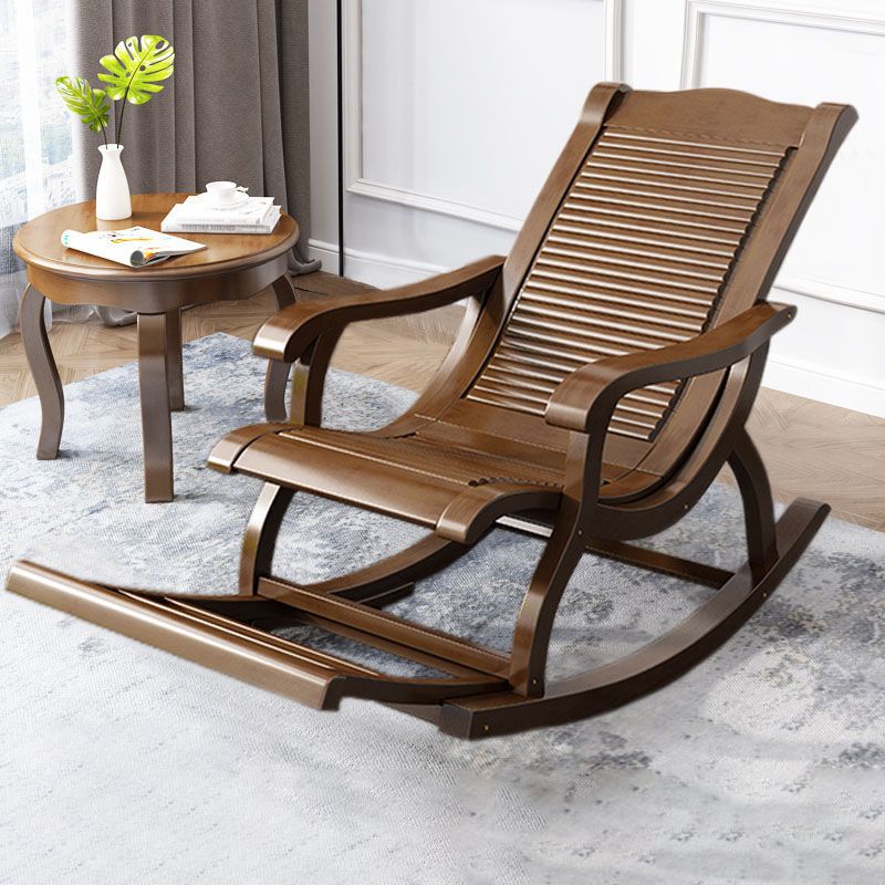 Chaise de culbuteur traditionnelle allongée en bois avec chaise inclinable à cadre gris